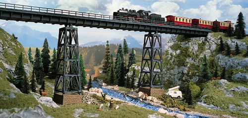 Vollmer 47318  Мост 44см (2 опоры)  N ― Zugmodell -- Модели железных дорог ведущих фирм: Piko, Roco, Noch, Vollmer, Faller, Auhagen, Trix, Tillig, Busch